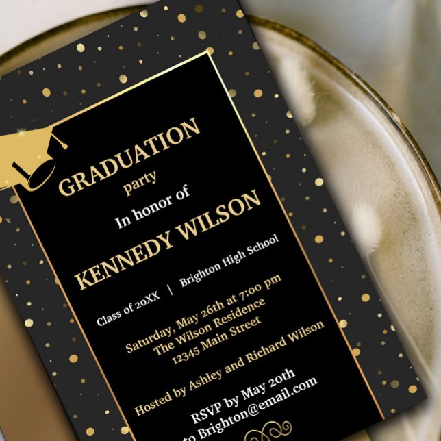 Moderna Esparkles de Oro Grad Invitación Negro (Celebrate your graduation in style with this Gold Sparkles Graduation Party Invitation. #sparkles)