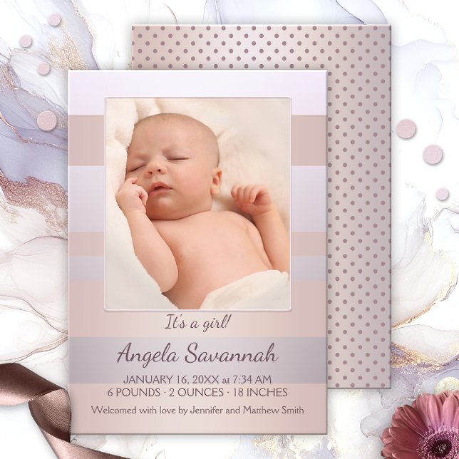 Moderna Invitación de foto de niña pastel a rayas (Baby girl photo announcement featuring your own favorite photo, framed by soft pastel peach and pink)