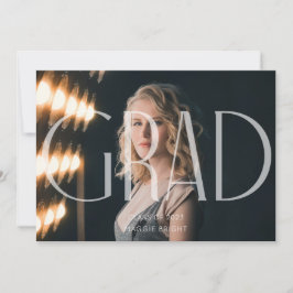 Moderna invitación minimalista de graduados 2023