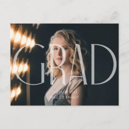 Moderna invitación minimalista de graduados 2023