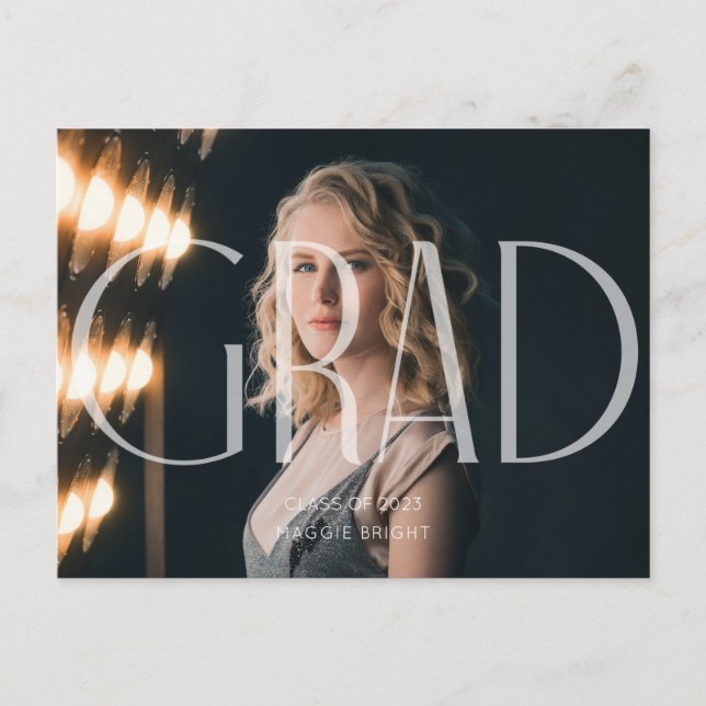 Moderna invitación minimalista de graduados 2023 (Anverso)