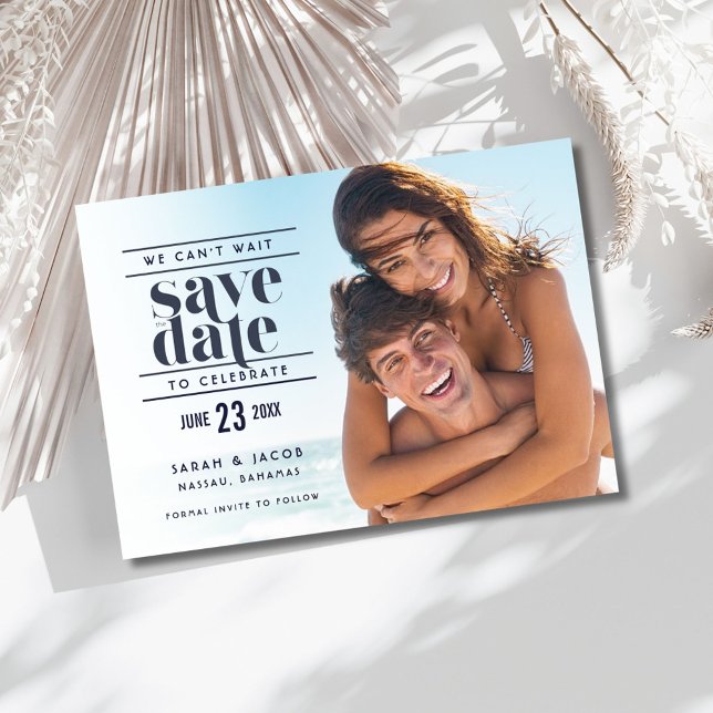Moderna Tarjeta de Fecha de Boda en la Playa con F (Modern Photo Beach Wedding Save the Date)