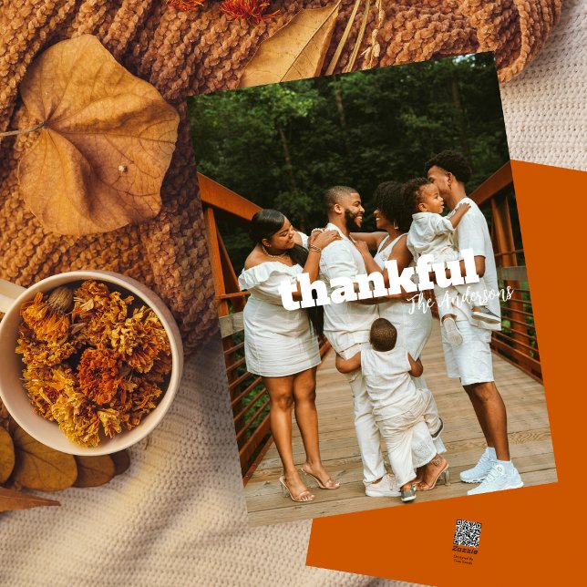 Moderna Tarjeta de foto de texto simple en negrita (Subido por el creador)