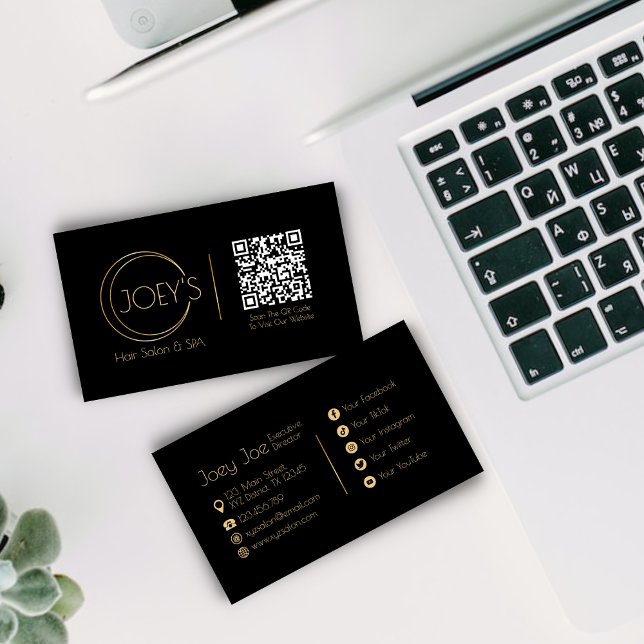 Moderna y elegante tarjeta de visita de código QR  (Subido por el creador)