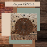 Moderno Art Deco Marrón Shades Reloj de pared acrí<br><div class="desc">Reloj Art Deco Marrón Moderno. Un diseño de inspiración Art Déco con círculo exterior en finos granos de madera y zona marrón interior tiene un diseño de steampunk. Ideal para entradas, comedores/salones o para regalos. Tenemos una amplia gama de relojes de pared en estilos que van desde tradicionales hasta eclécticos....</div>