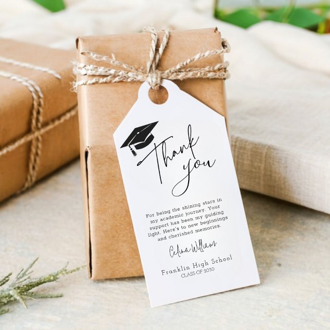 Moderno Graduación de Cap Gracias Etiqueta De Favo (Make your appreciation a classic statement. Customize your thank you favor tag today!)
