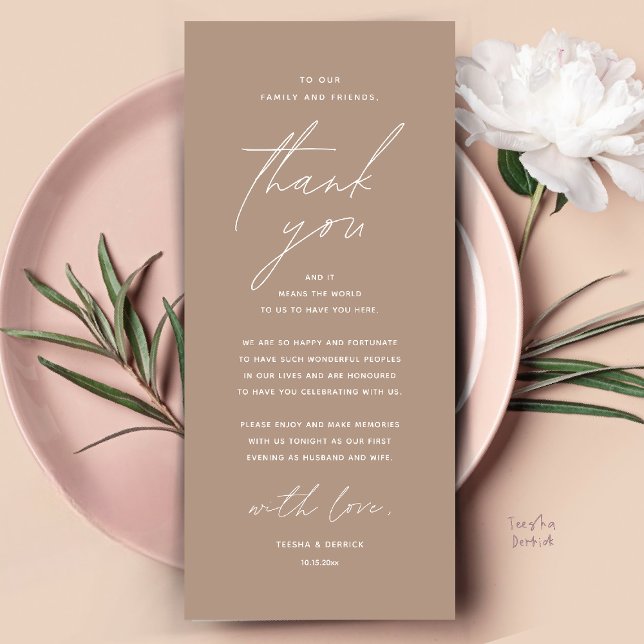 Moderno lugar de cena Boda - Tarjeta de agradecimi (Modern Wedding Dinner Place Setting Thank You Card Reception Brunch Lunch in Warm Chic Taupe Brown)