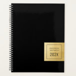 Moderno planificador Minimalista de oro negro pers<br><div class="desc">Clásico personalizado minimalista planificador sin fecha con un pequeño nombre profesional personalizado y fecha fuera del centro en la portada que se ve profesional,  limpio y elegante.</div>