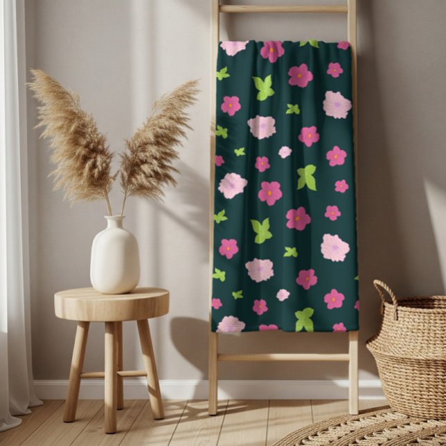 Moderno y colorido patrón romántico floral trendy  (Pink Black Green Flowers Pattern Bath Towel Set)