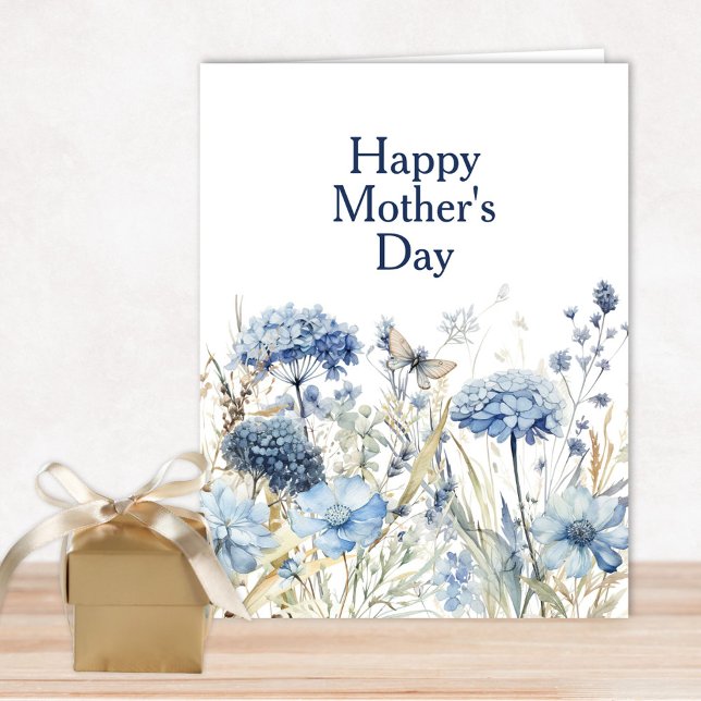 Moderno y elegante tarjeta floral azul feliz día d (Elegant Blue Wildflower Happy Mother's Day Card with hydrangeas and butterflies)