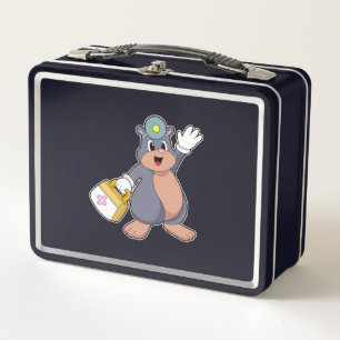 Mole como enfermera con kit de primeros auxilios.P