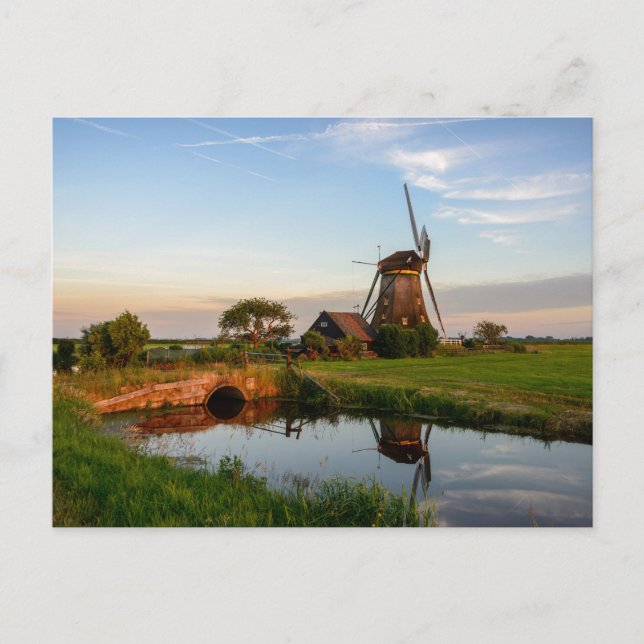 Molino de viento en la campiña de la postal holand (Anverso)