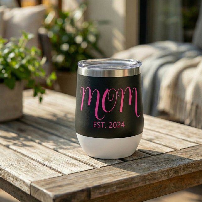 Mom Established New Mom Gift T-Shirt (Subido por el creador)