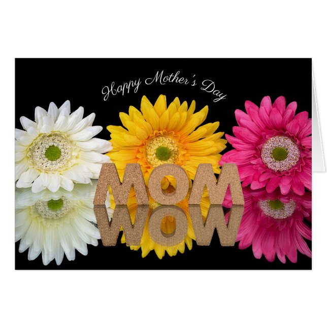MOM-WOW con reflexión floral sobre el espejo negro (Anverso (Horizontal))