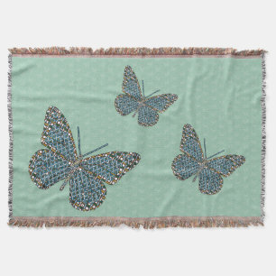 Monarca marroquí lanza una manta