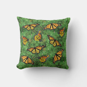 Monarcas del Cojín decorativo en los Pinos Boughs