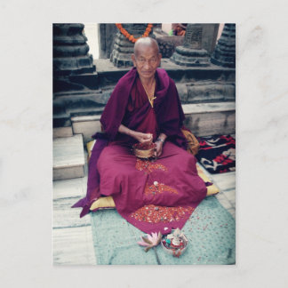 Monje en la postal Bodh Gaya