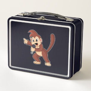 Mono como cantante con micrófono.PNG