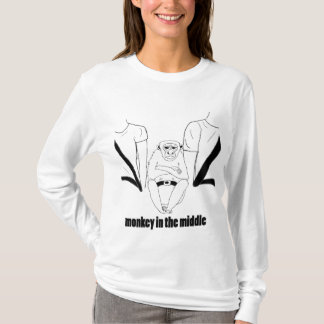 Mono en la camiseta media