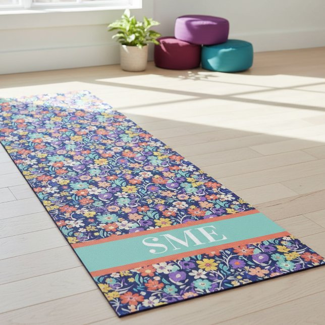 Monogram Floral Yoga Mat - Custom Initial Mat (Floral monogram yoga mat)