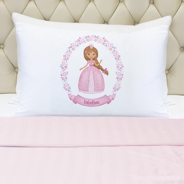 Monograma Chica Princesa rosa funda de almohada (A cute girls pink princess pillowcase. Personalize it with your girls name. So cute for her bed.)