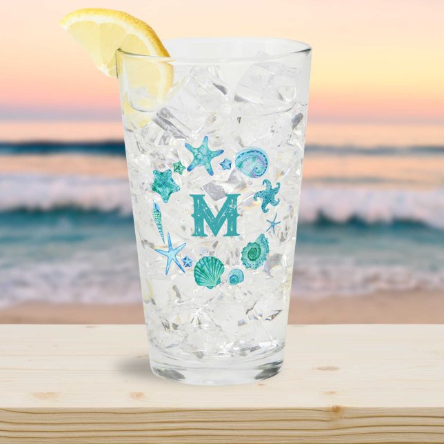 Monograma de acuarela costera y Starfish (Coastal Watercolor Seashells and Starfish Monogram Glass)