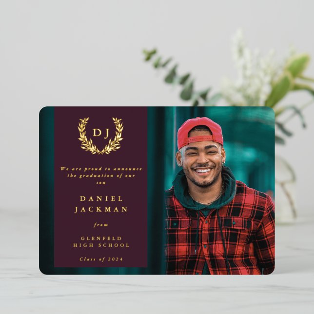 Monograma de Borgoña + Invitación de Graduación La (Anverso de pie)