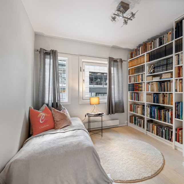 Monograma moderno Letra inicial Cojín decorativo n (Subido por el creador)