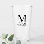 Monograma personalizado moderno y Groomsman de nom<br><div class="desc">Regalos Groomsman personalizados modernos con monograma personalizado,  nombre y título del groomsman en estilo clásico de tipo de letra serif. También perfecto para el Mejor Hombre,  Padre de la Novia y más.</div>