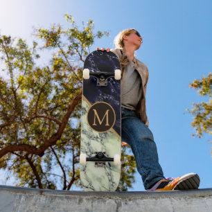 Monograma Skateboard con Mármol Blanco Negro