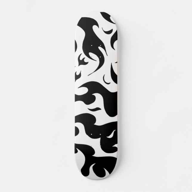 monopatín blanco y negro del diseño del fuego (Anverso)