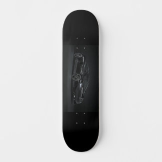 Monopatín con diseño de mclaren