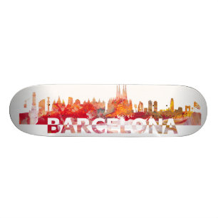Monopatín del horizonte de Barcelona