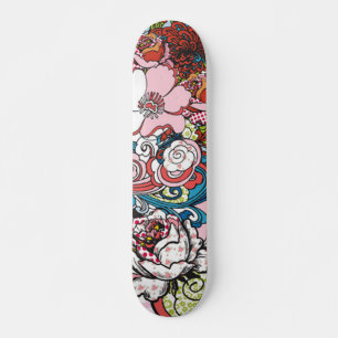 Monopatín floral hawaiano