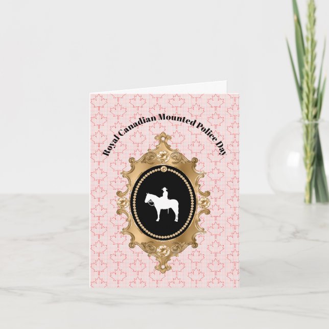 Montaña del Día RCMP en tarjeta de silueta de caba (Anverso)