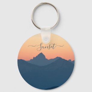Montaña durante el llavero de las horas doradas