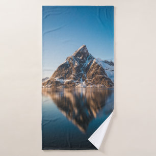 Montaña Lofoten de Noruega