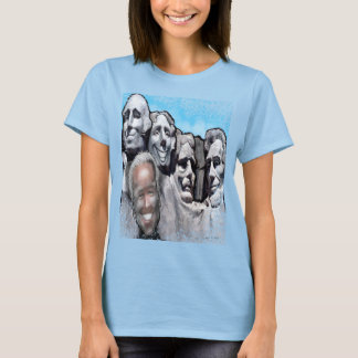 Monte Rushmore con la camiseta Biden