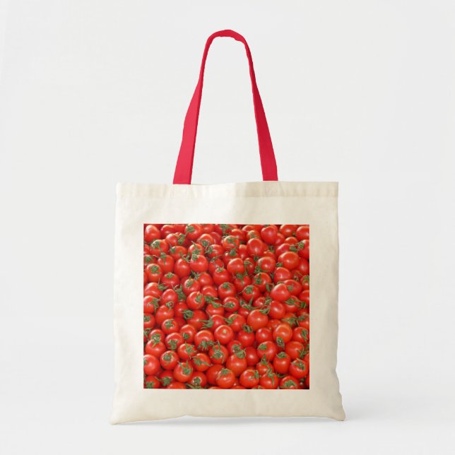 Montones de tomates cerezos en la bolsa (Frente)