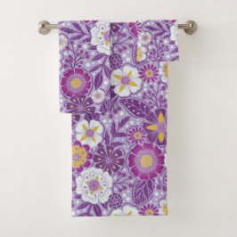 Morado, amarillo y magenta floral