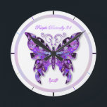 Morado mariposa 31 Reloj redondo<br><div class="desc">Música K-pop Fan Art: En esta mariposa púrpura 31, puedes encontrar 31 refs sobre mi música k-pop favorita de 7 tipos asombrosos y su ejército de fans ¡si los conoces bien! O simplemente, disfruten de este diseño y vean lo que quieren ver con su propio significado.</div>
