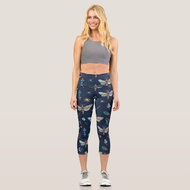 Moth Butterfly Pattern Capri Leggings (Anverso)