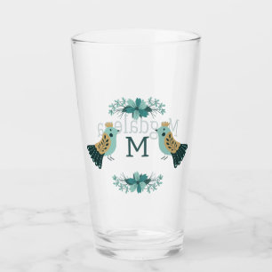 Motif folclórico escandinavo con aves y flores