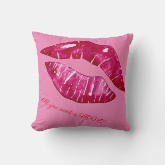 motivo de amor en cojín decorativo