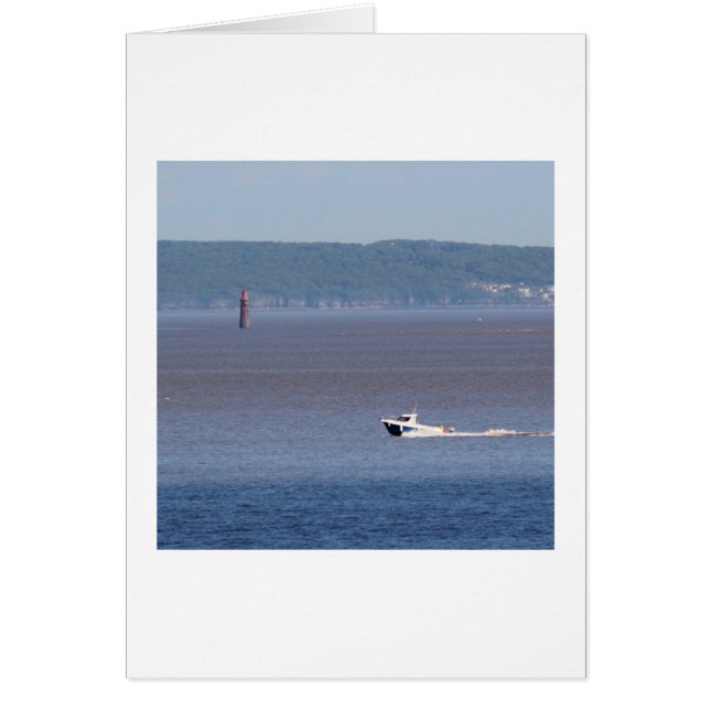 Motobarco en el estuario de Severn (Frente)