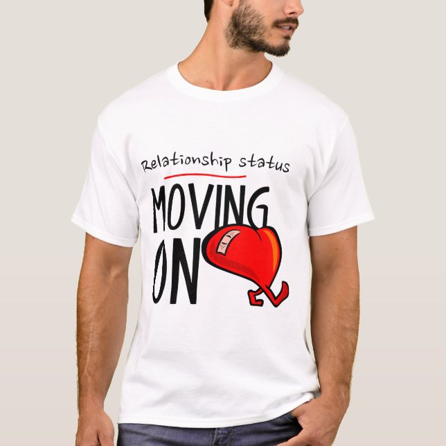 Moviéndose en camiseta (Anverso)