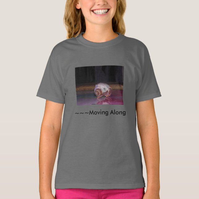 Moviéndose por la camiseta (Anverso)