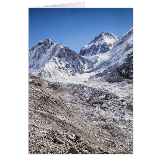 Mt Everest y campamento base en la montaña nevada  (Frente)