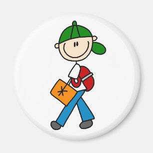 Muchacho con el imán de la mochila