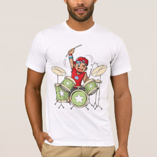 Muchacho que juega la camiseta para hombre de los